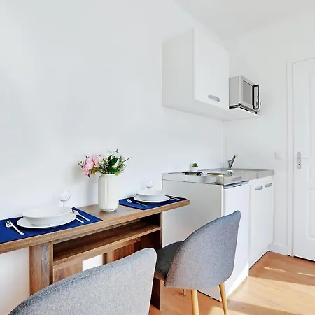Cmg Serres/ Convention Apartment *